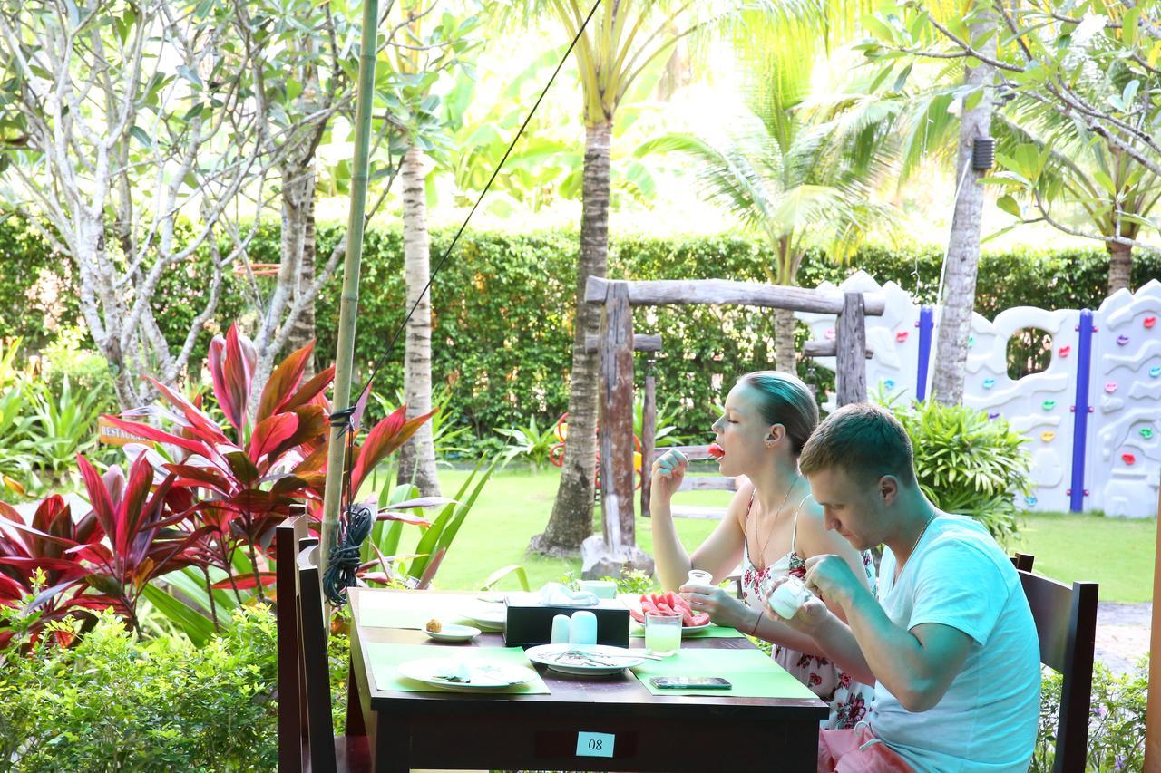 Tropicana Resort Phú Quốc Eksteriør billede